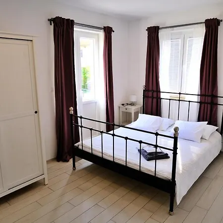 Gasthuis Boutique Alegria Supetar